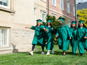 Réflexions sur la création d'une célébration de remise des diplômes axée sur les élèves.